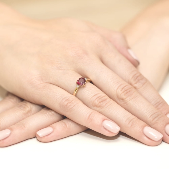 Pierścionek z Rubinem 1,7ct i diamentami naturalnymi