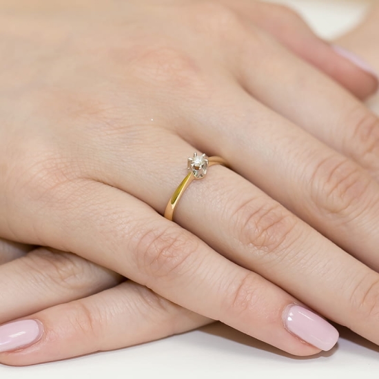 Pierścionek Diament 0,10ct żółte złoto